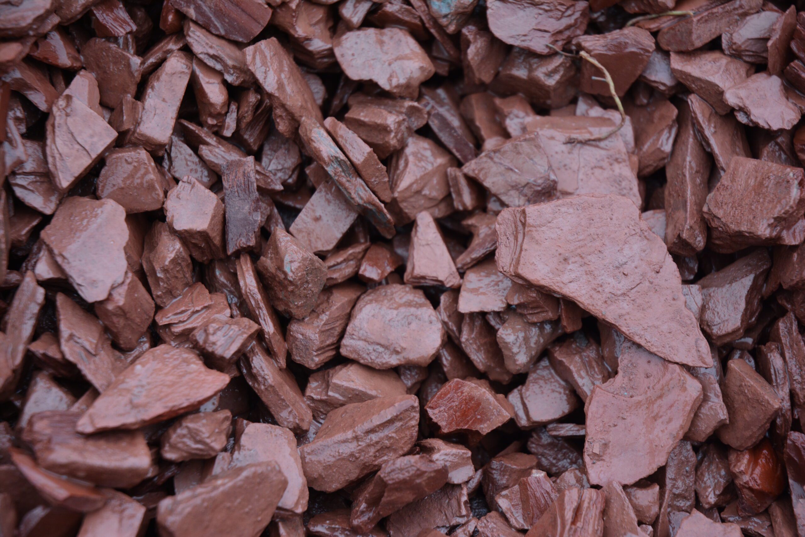 Red Slate Crushed 3/4 inch & 1 1/2 - Image 5