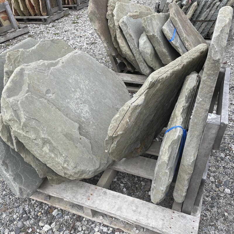 Tumbled Blue Stone Garden Walkway