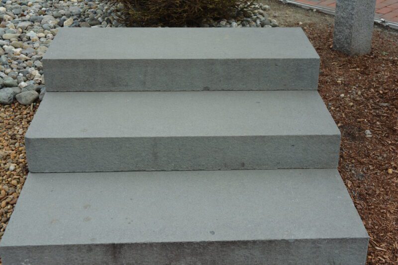 Bluestone Steps Natural Face & Sawn