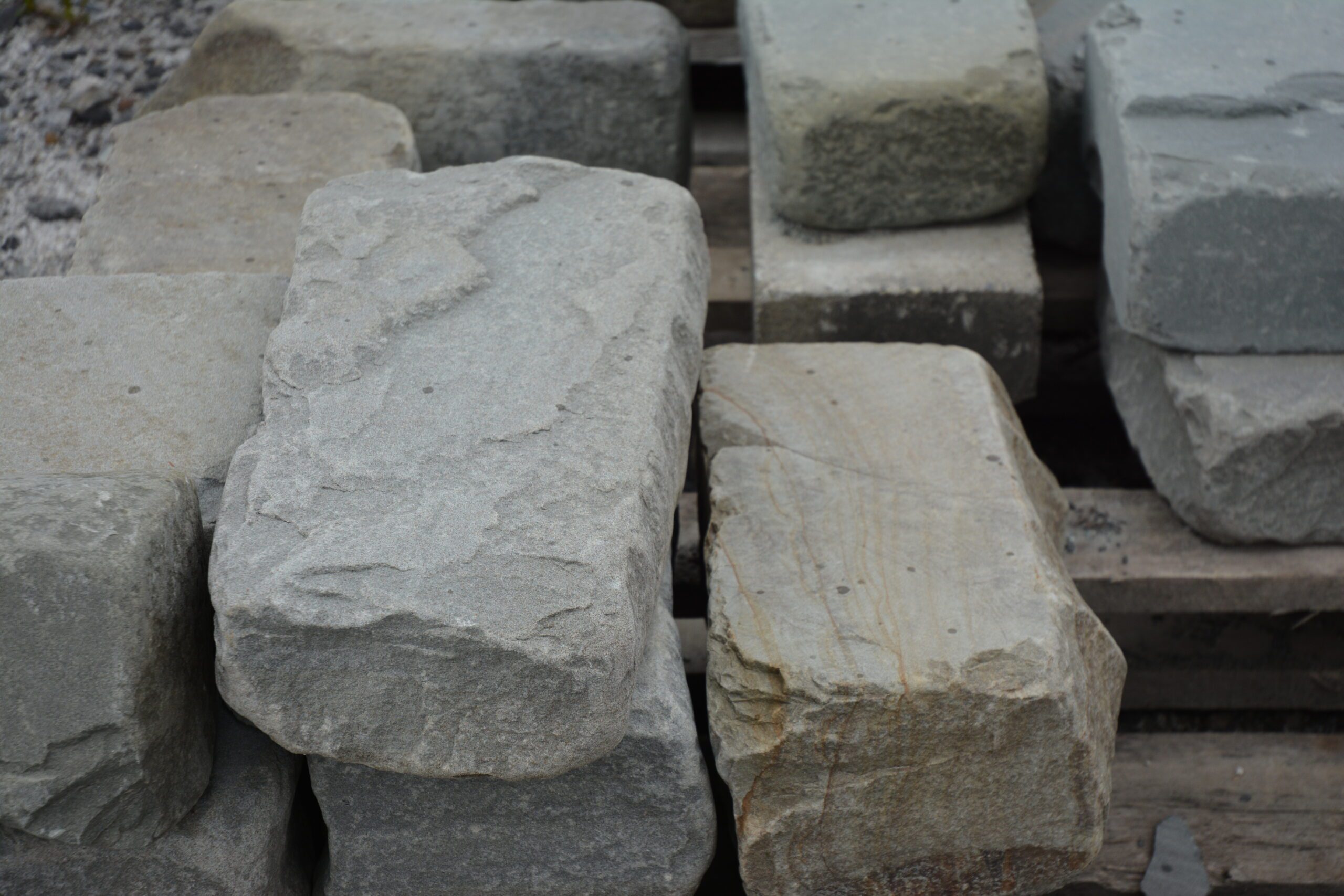 Tumbled Bluestone Cobblestones - Image 4