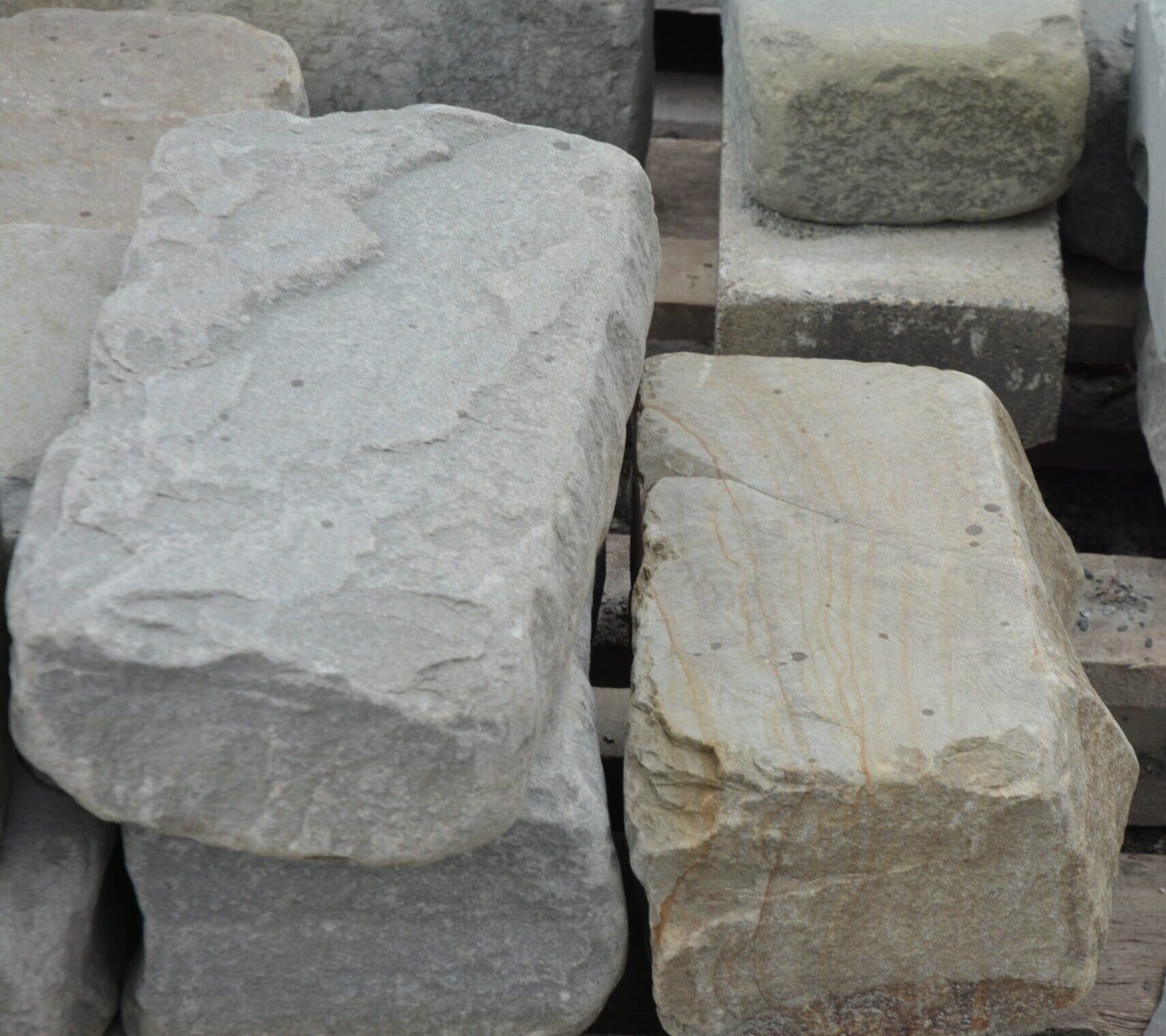 Tumbled Bluestone Cobblestones - Image 3