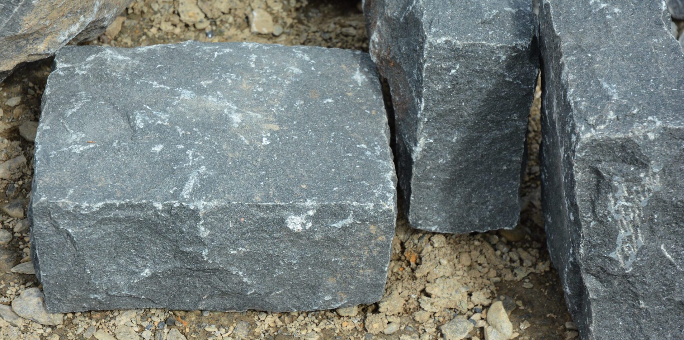 Black Jumbo Cobblestones - Image 2