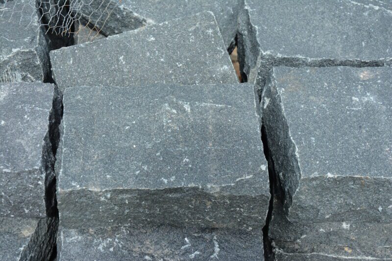 Black Jumbo Cobblestones